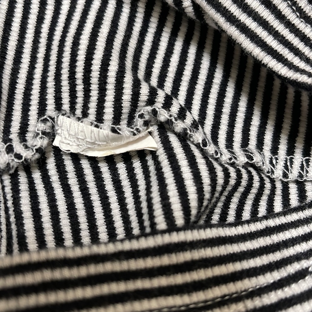ZARA TRAFALUC SLEEVELESS BLACK & WHITE STRIPED RACERBACK TANK CROP TOP - Picture 6 of 6